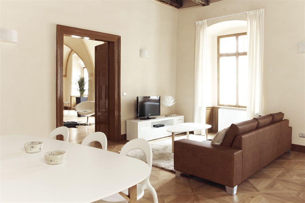 3 Epoques By Adrez Apartment